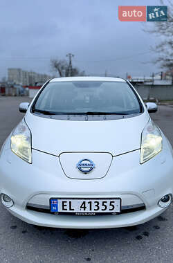 Хетчбек Nissan Leaf 2013 в Кременчуці