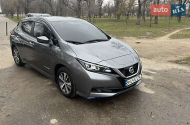 Хетчбек Nissan Leaf 2019 в Білгороді-Дністровському