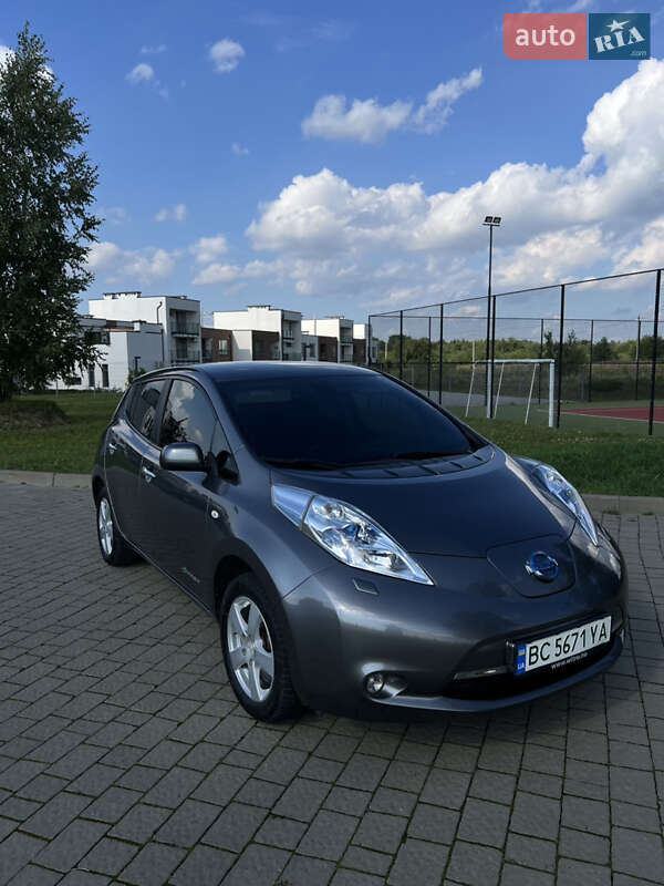 Nissan Leaf 2014