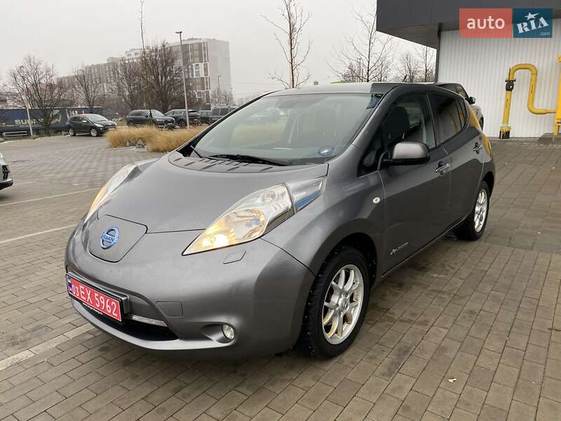 Хетчбек Nissan Leaf 2014 в Рівному