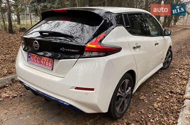 Хэтчбек Nissan Leaf 2019 в Днепре