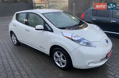 Хэтчбек Nissan Leaf 2012 в Черновцах