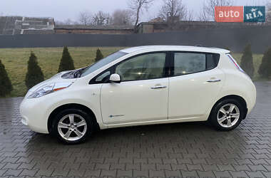 Хэтчбек Nissan Leaf 2012 в Черновцах