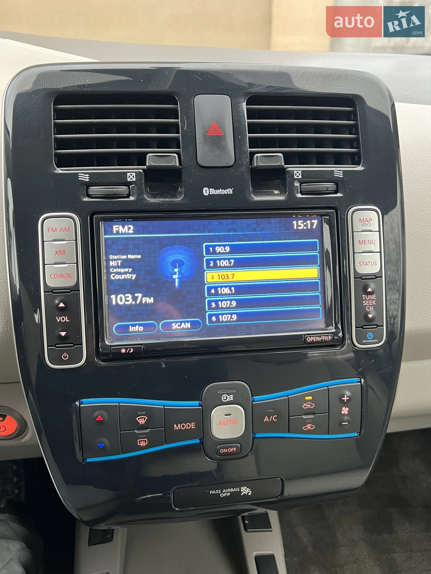 2011 Nissan Leaf - мініатюра 14