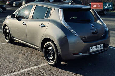 Хетчбек Nissan Leaf 2015 в Одесі