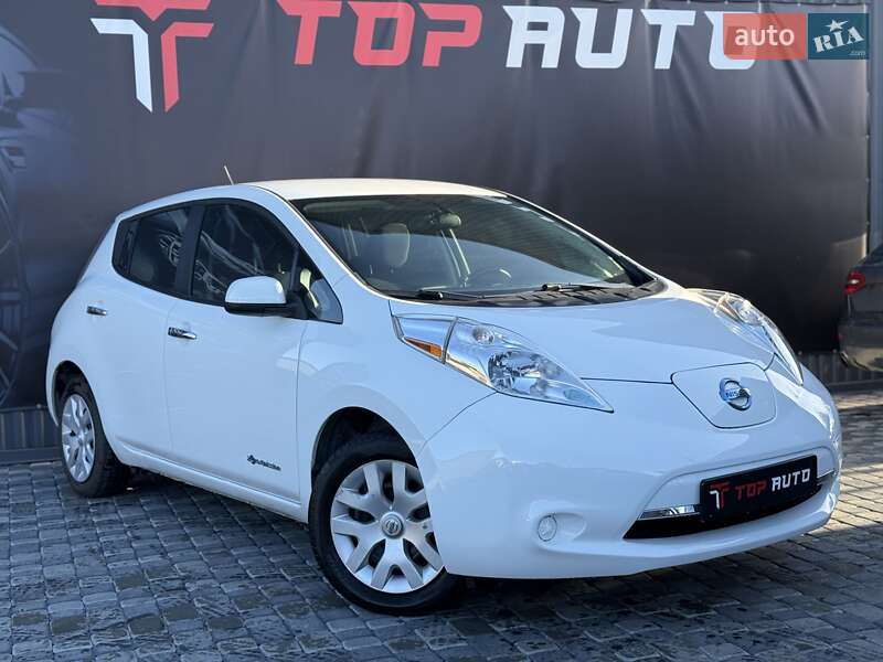 Хетчбек Nissan Leaf 2015 в Львові