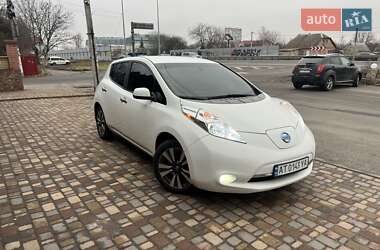 Хетчбек Nissan Leaf 2016 в Києві