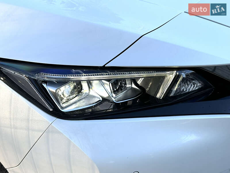 Хэтчбек Nissan Leaf 2019 в Дрогобыче