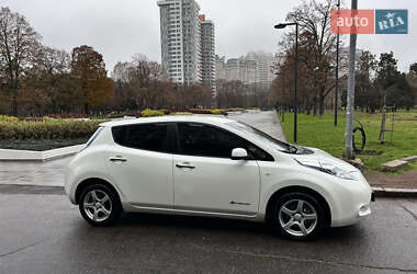 Хэтчбек Nissan Leaf 2012 в Одессе