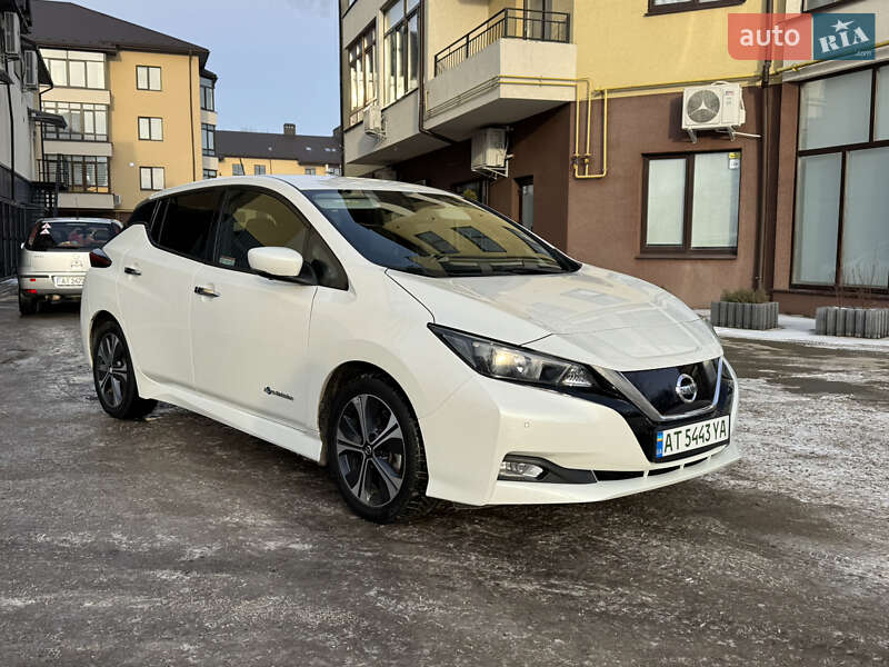 Хетчбек Nissan Leaf 2019 в Івано-Франківську