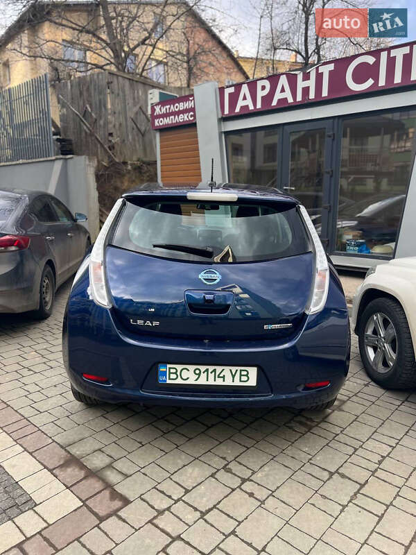 Хетчбек Nissan Leaf 2016 в Запоріжжі