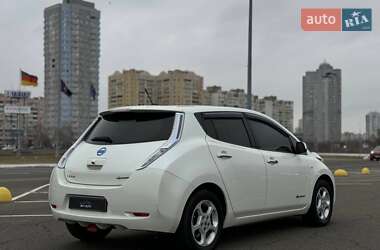 Хетчбек Nissan Leaf 2014 в Києві