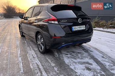 Хетчбек Nissan Leaf 2019 в Києві