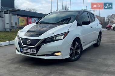 Хетчбек Nissan Leaf 2018 в Одесі