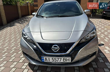 Хэтчбек Nissan Leaf 2018 в 