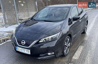 Хэтчбек Nissan Leaf 2018 в 