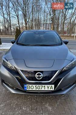 Хетчбек Nissan Leaf 2021 в Тернополі