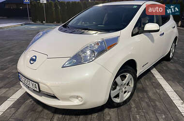 Хэтчбек Nissan Leaf 2015 в Луцке