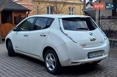 Хетчбек Nissan Leaf 2016 в Луцьку