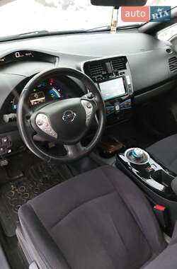 Хэтчбек Nissan Leaf 2014 в Луцке