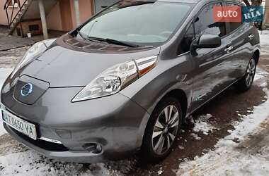 Хэтчбек Nissan Leaf 2014 в 