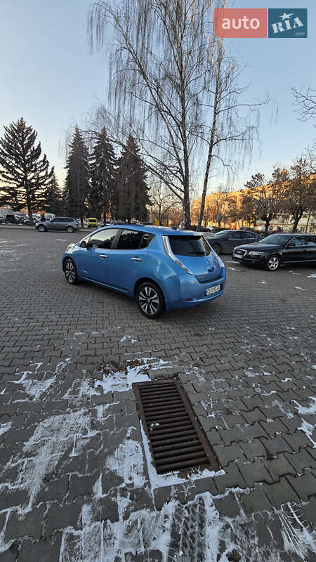 Хэтчбек Nissan Leaf 2013 в Черновцах фото 5 Хэтчбек Nissan Leaf 2013 в Черновцах