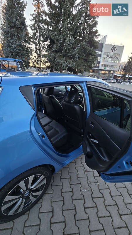 Хэтчбек Nissan Leaf 2013 в Черновцах фото 13 Хэтчбек Nissan Leaf 2013 в Черновцах