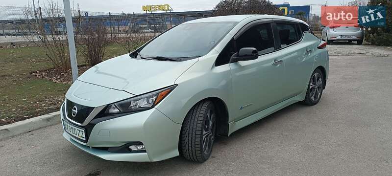 Хэтчбек Nissan Leaf 2018 в Харькове