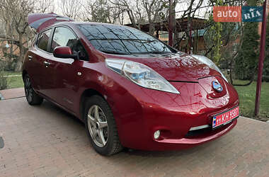 Хетчбек Nissan Leaf 2014 в Полтаві