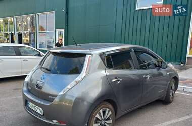 Хетчбек Nissan Leaf 2014 в Кропивницькому