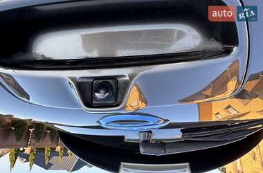 Хэтчбек Nissan Leaf 2016 в 