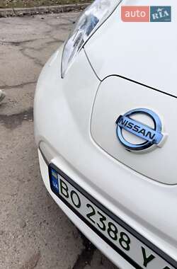 Хетчбек Nissan Leaf 2017 в 