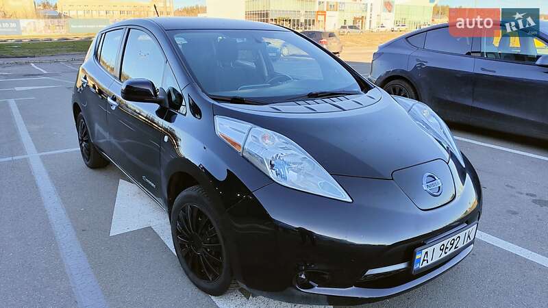 Хетчбек Nissan Leaf 2014 в Києві