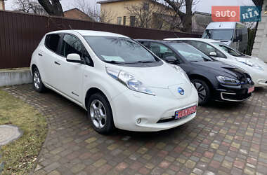 Хетчбек Nissan Leaf 2014 в Чернівцях