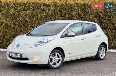 Хетчбек Nissan Leaf 2012 в Стрию