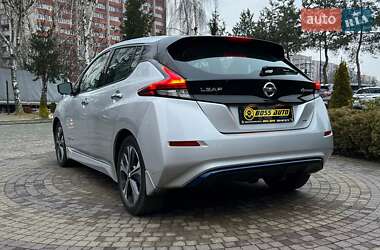 Хэтчбек Nissan Leaf 2018 в 