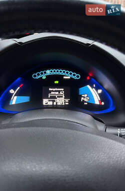 Хэтчбек Nissan Leaf 2013 в Запорожье