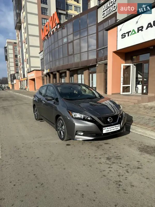 Nissan Leaf