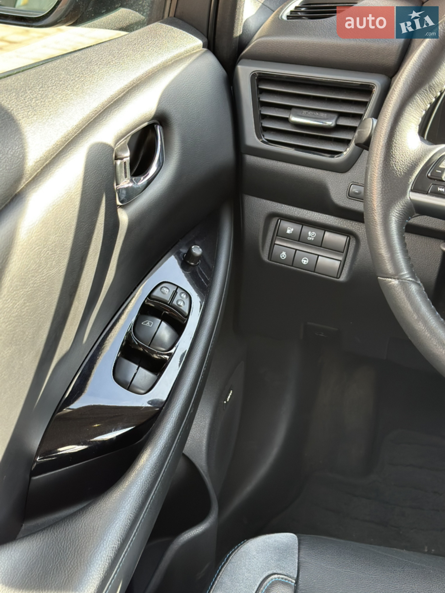2021 Nissan Leaf - мініатюра 11