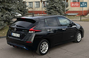 Хэтчбек Nissan Leaf 2018 в 