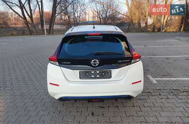 Хетчбек Nissan Leaf 2020 в Хмельницькому