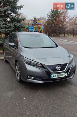 Хетчбек Nissan Leaf 2019 в Києві