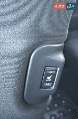 Хэтчбек Nissan Leaf 2014 в 