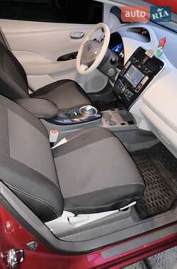 Хэтчбек Nissan Leaf 2011 в Козельце фото 4 Хэтчбек Nissan Leaf 2011 в Козельце