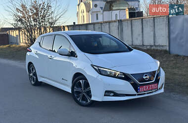 Хэтчбек Nissan Leaf 2019 в 