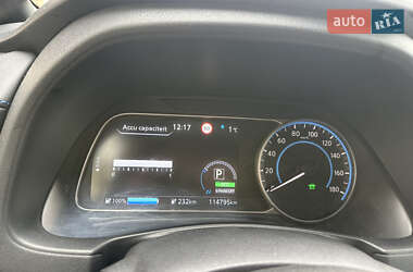 Хэтчбек Nissan Leaf 2019 в 