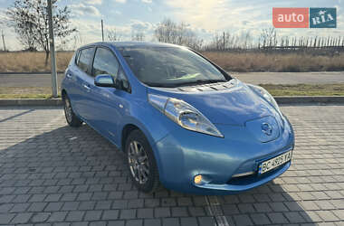 Хетчбек Nissan Leaf 2013 в 