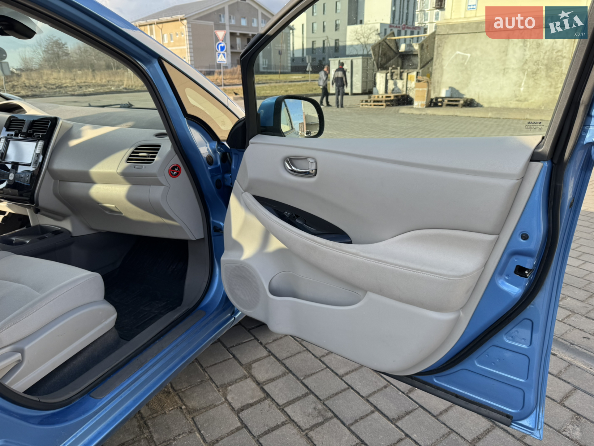 2013 Nissan Leaf - мініатюра 22