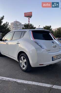 Хэтчбек Nissan Leaf 2014 в Одессе