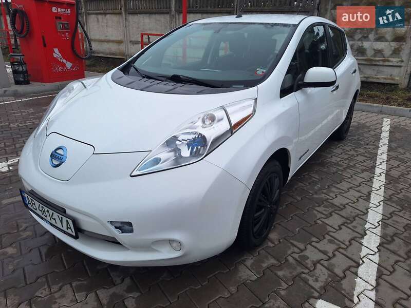 Хетчбек Nissan Leaf 2013 в Вінниці